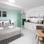 Aparthotel Brockheus - Riverside 4*