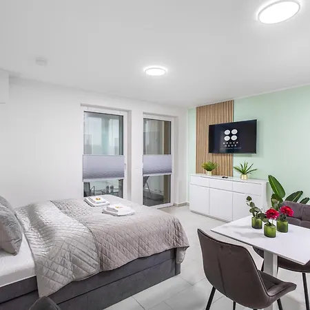Brockheus Riverside Aparthotel Magdeburg 4*