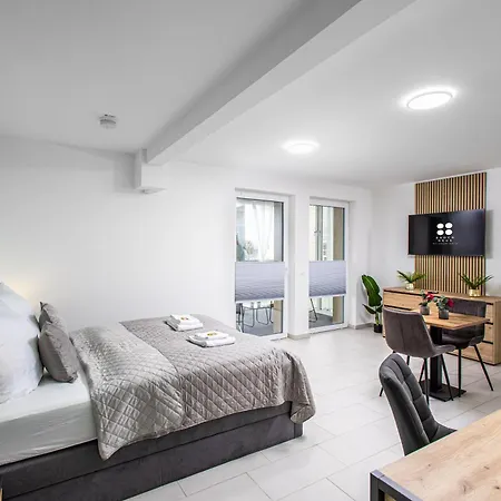 BrockHeus Aparthotel - ElbQuartier Magdeburg 4* Magdeburg